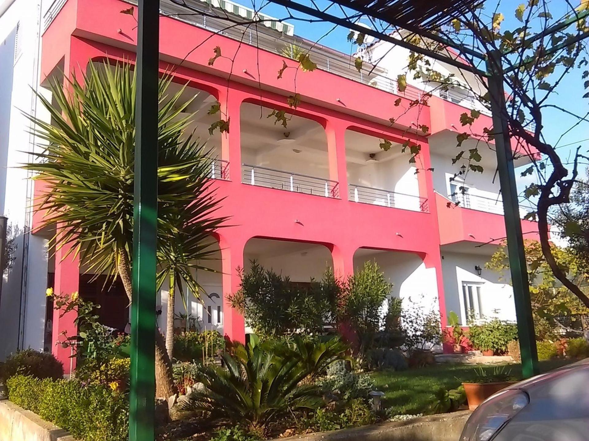 Apartments Mare - 30 M From Pebble Beach Сегет-Враница Экстерьер фото