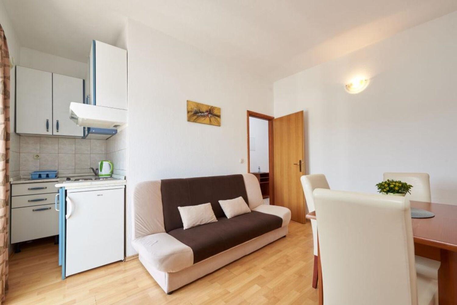 Apartments Mare - 30 M From Pebble Beach Сегет-Враница Экстерьер фото