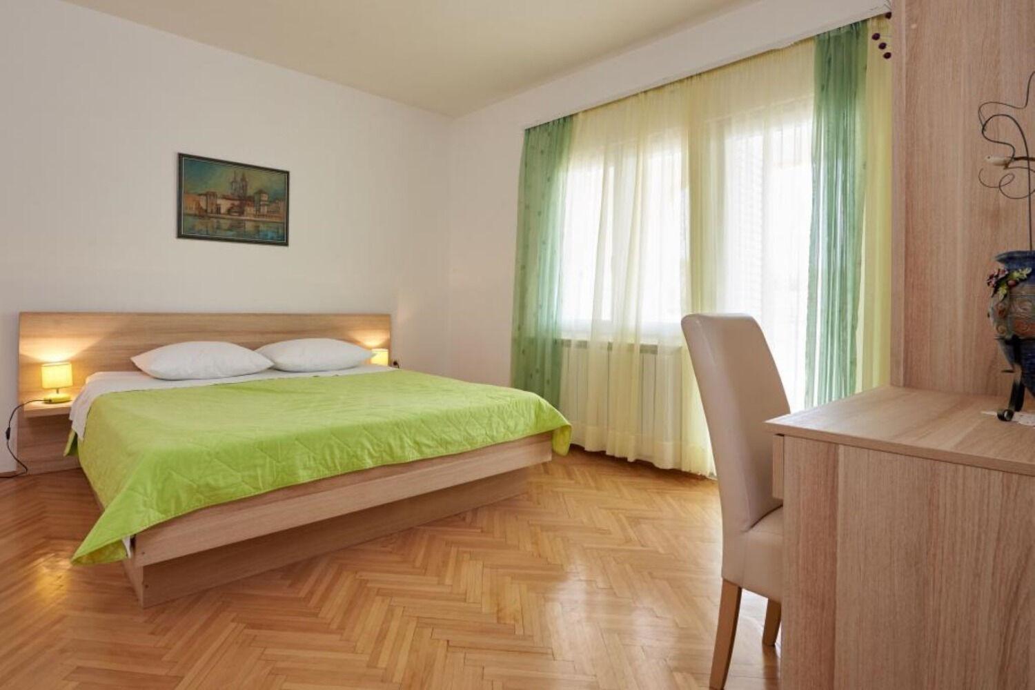 Apartments Mare - 30 M From Pebble Beach Сегет-Враница Экстерьер фото