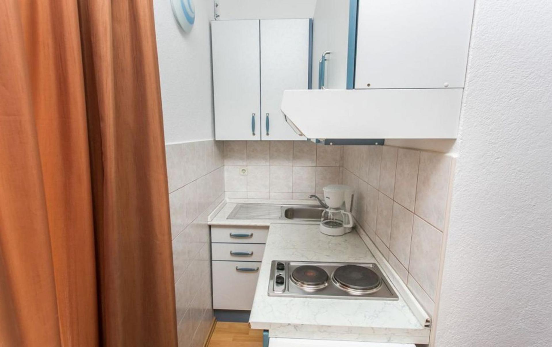 Apartments Mare - 30 M From Pebble Beach Сегет-Враница Экстерьер фото